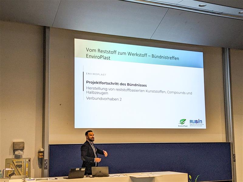 PXL 20250930 084233099 1